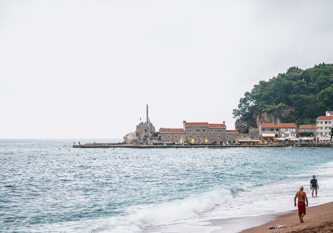 Postkarte: Petrovac – ruhige Küste zwischen Budva und Bar · Montenegro