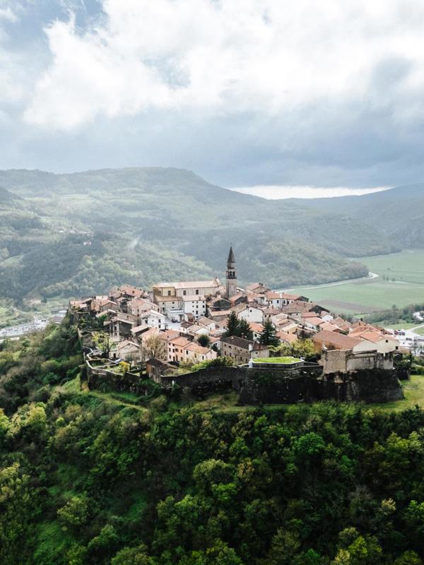 Buzet
