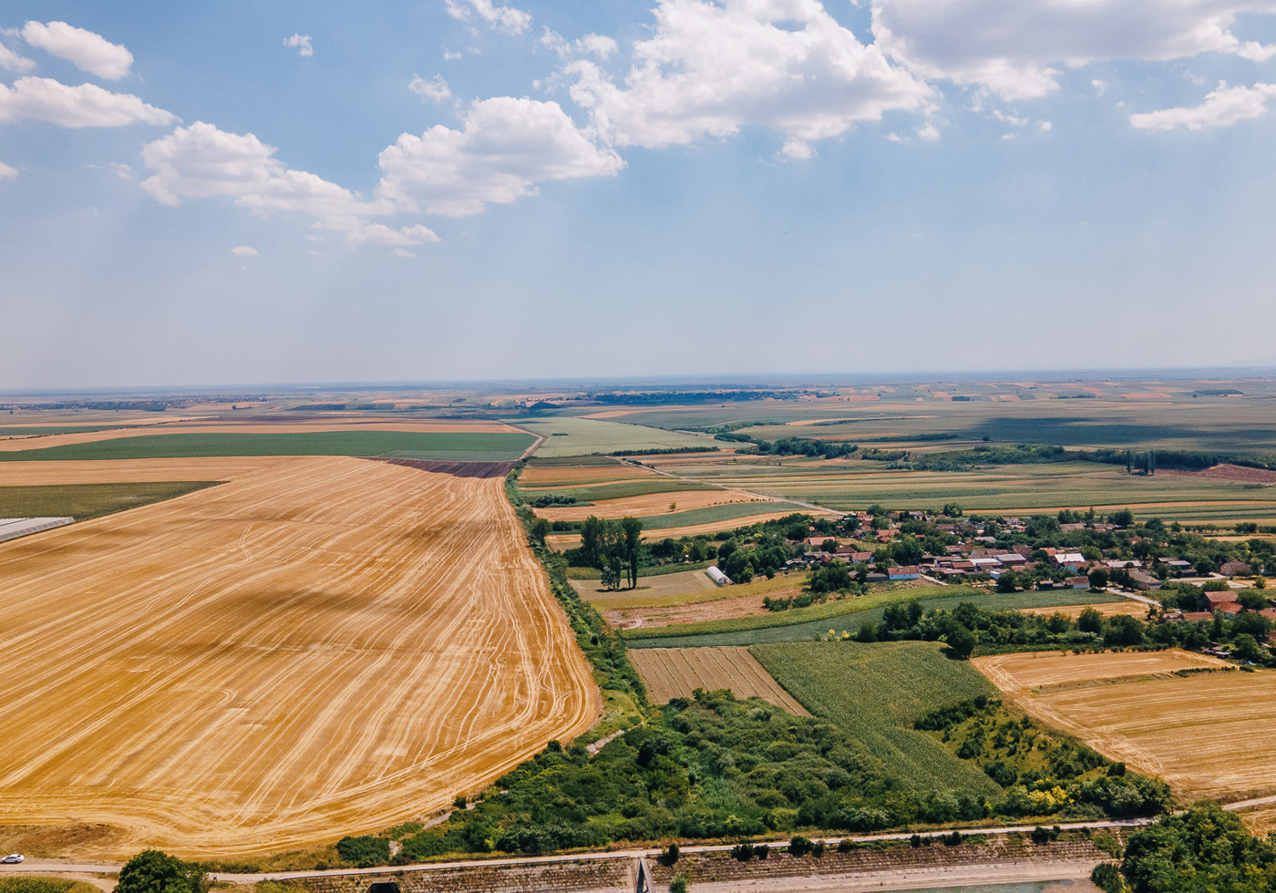 Postkarte: Fruska Gora, der lange Rücken der Vojvodina · Serbien